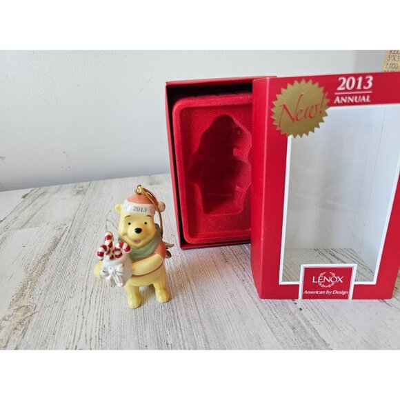 Lenox 2013 peppermint pooh ornament showcase Xmas tree - Picture 1 of 12
